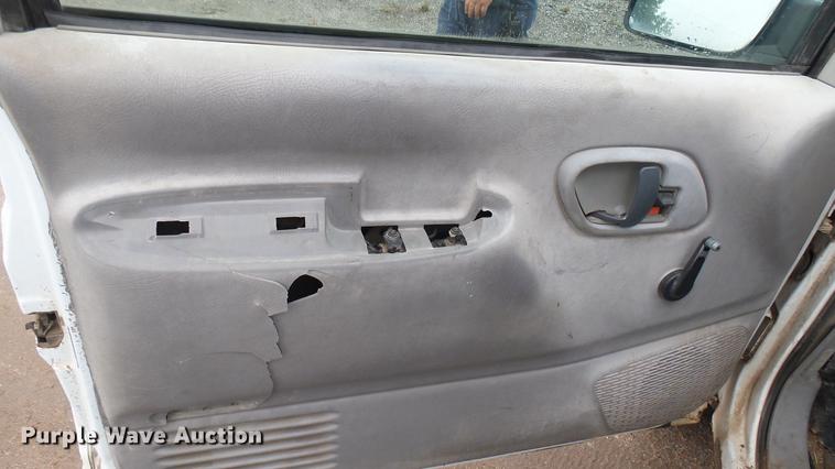 image for item EB9432 1995 Chevrolet 1500 pickup truck