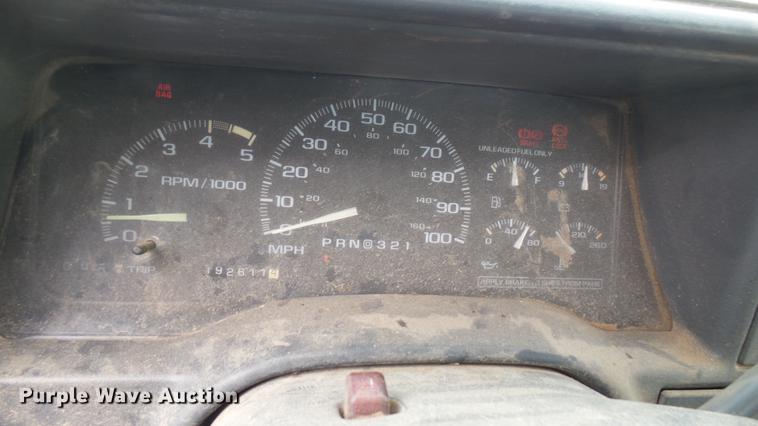 image for item EB9432 1995 Chevrolet 1500 pickup truck