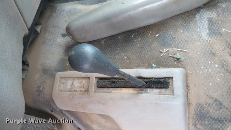 image for item EB9432 1995 Chevrolet 1500 pickup truck