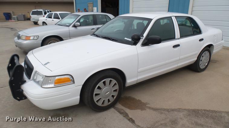 image for item EB9436 2008 Ford Crown Victoria Police Interceptor