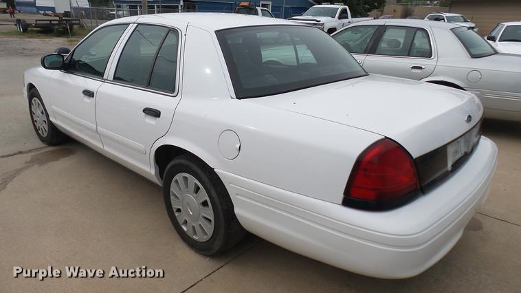 image for item EB9436 2008 Ford Crown Victoria Police Interceptor