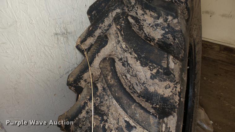 image for item EB9440 (2) tires