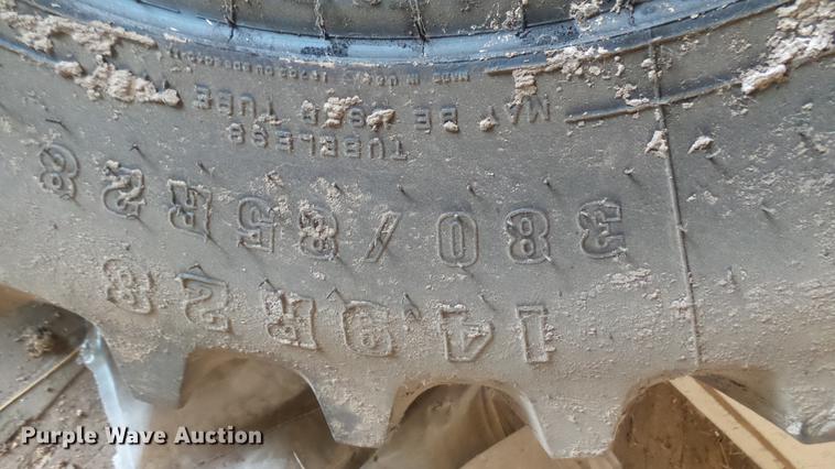 image for item EB9440 (2) tires