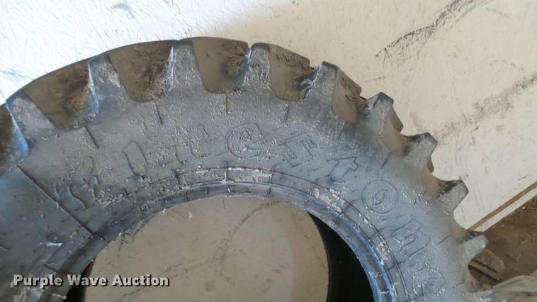 image for item EB9440 (2) tires