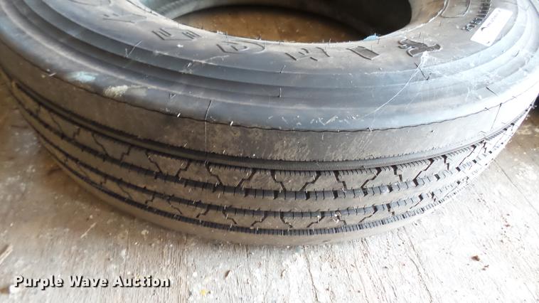 image for item EB9441 (3) tires