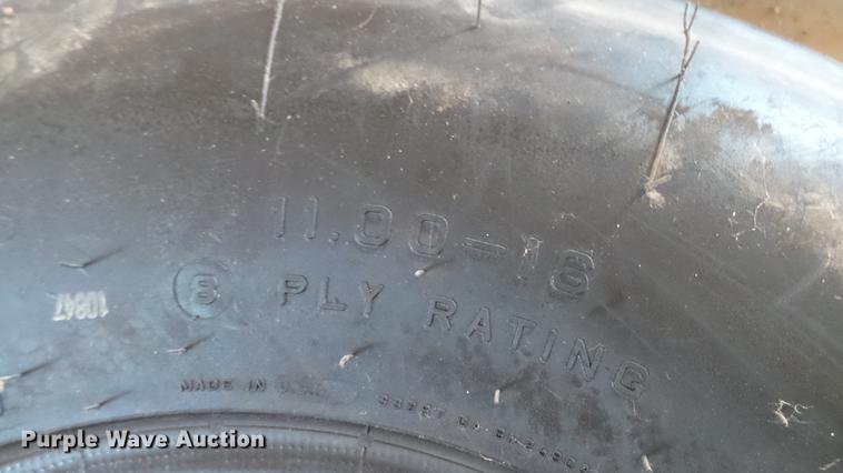 image for item EB9442 (4) tires