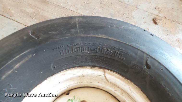 image for item EB9442 (4) tires