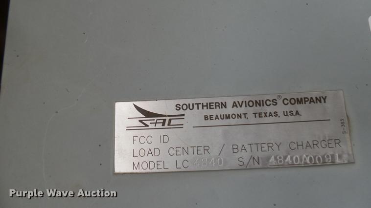 image for item EB9443 Non-directional beacon light