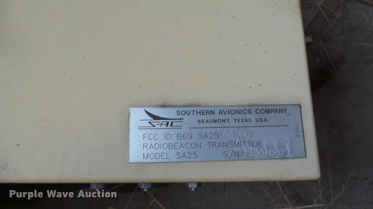 image for item EB9443 Non-directional beacon light