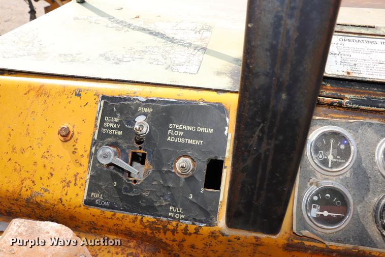 image for item ED9549 Hyster double drum roller