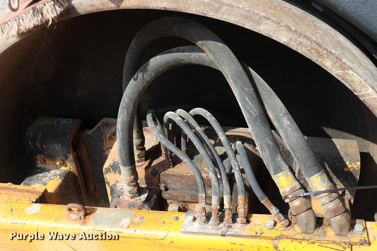 image for item ED9549 Hyster double drum roller