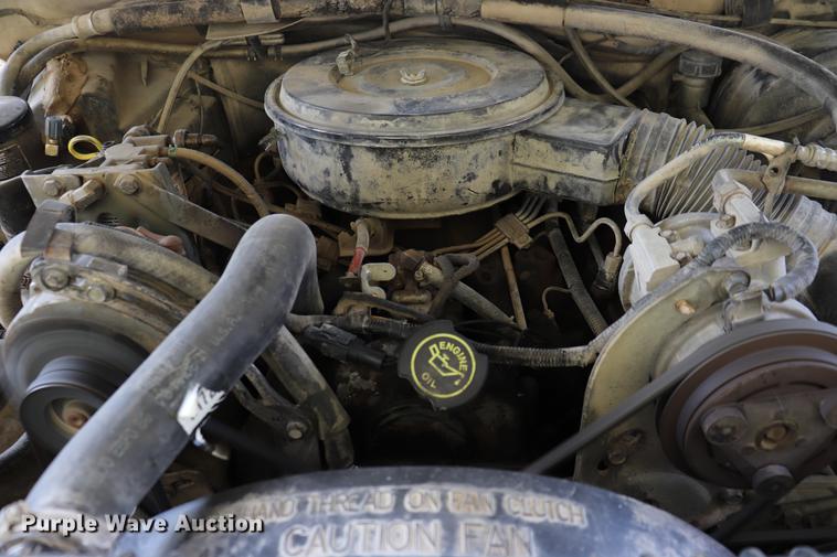 image for item ED9552 1990 Ford F350 pickup truck