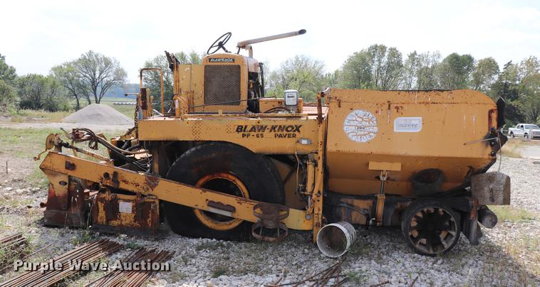image for item ED9553 1972 Blaw-Knox PF-65 paver