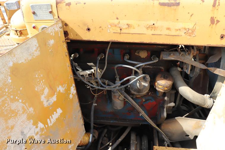 image for item ED9553 1972 Blaw-Knox PF-65 paver