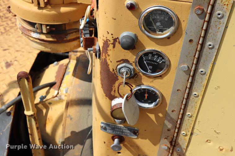 image for item ED9553 1972 Blaw-Knox PF-65 paver