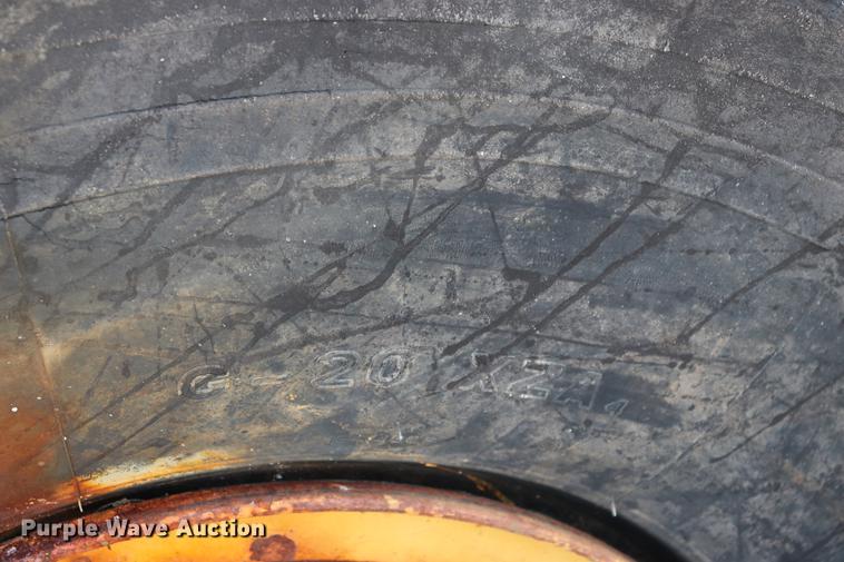 image for item ED9553 1972 Blaw-Knox PF-65 paver