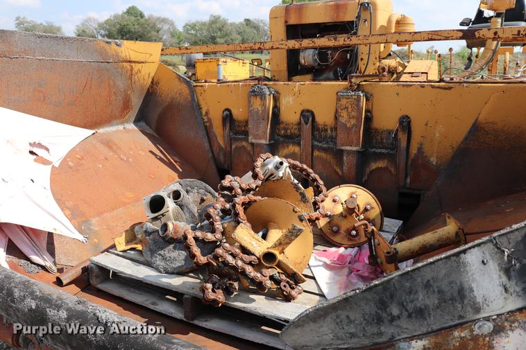 image for item ED9553 1972 Blaw-Knox PF-65 paver