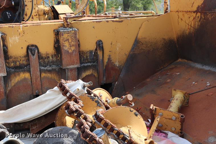 image for item ED9553 1972 Blaw-Knox PF-65 paver