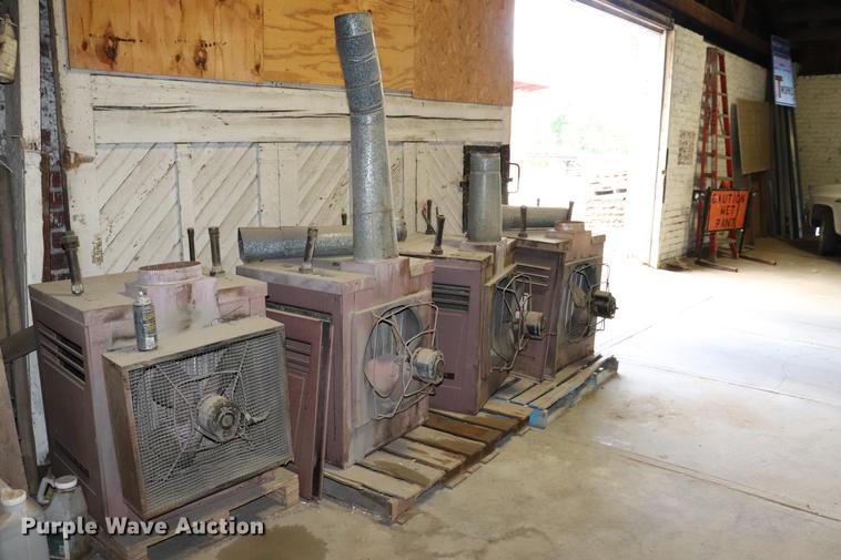 image for item ED9554 (4) Reznor XA-150 heaters