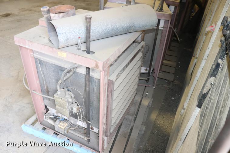 image for item ED9554 (4) Reznor XA-150 heaters