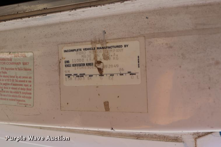 image for item ED9595 1987 Ford Econoline E350 ambulance