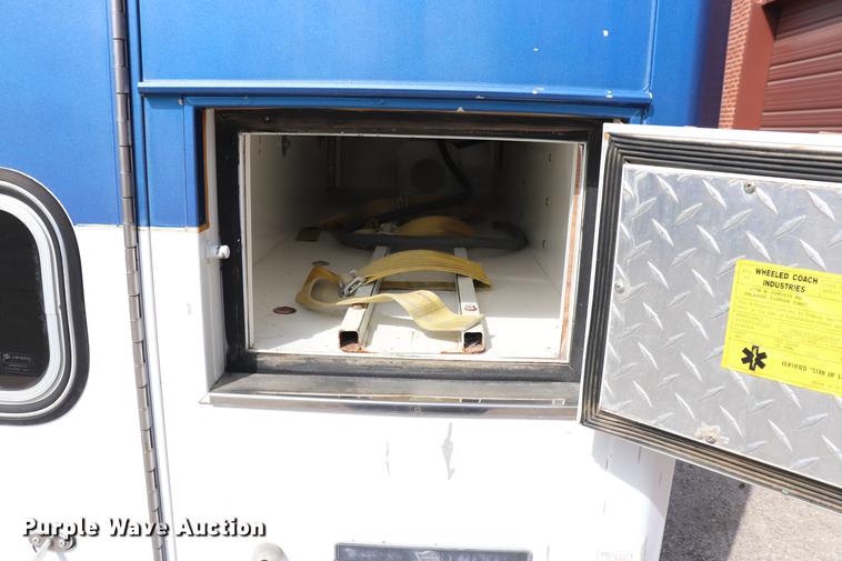 image for item ED9595 1987 Ford Econoline E350 ambulance