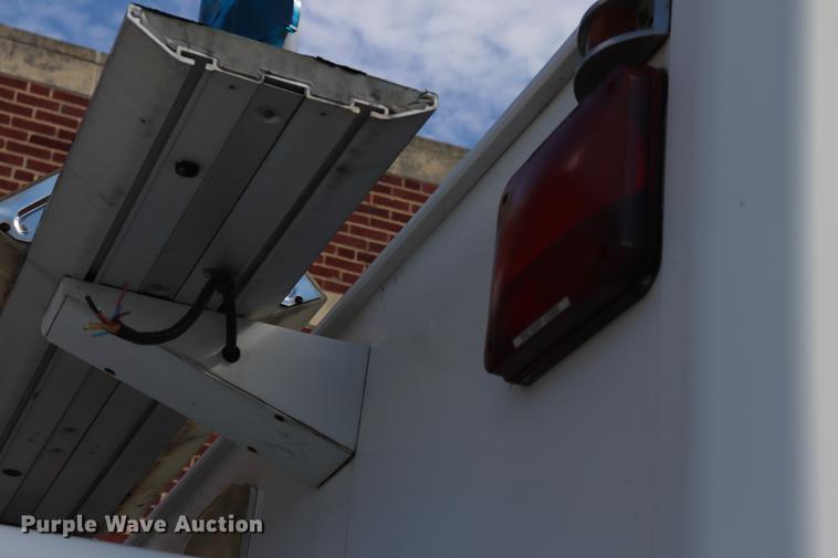 image for item ED9595 1987 Ford Econoline E350 ambulance