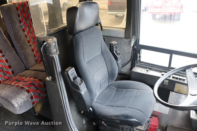 image for item ED9597 1985 Prevost coach bus