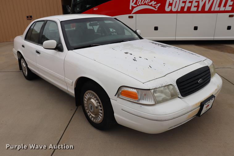 image for item ED9598 2000 Ford Crown Victoria