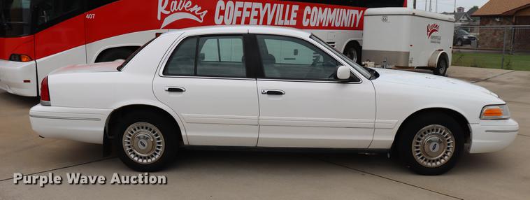 image for item ED9598 2000 Ford Crown Victoria
