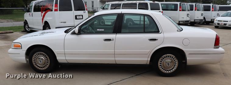 image for item ED9598 2000 Ford Crown Victoria