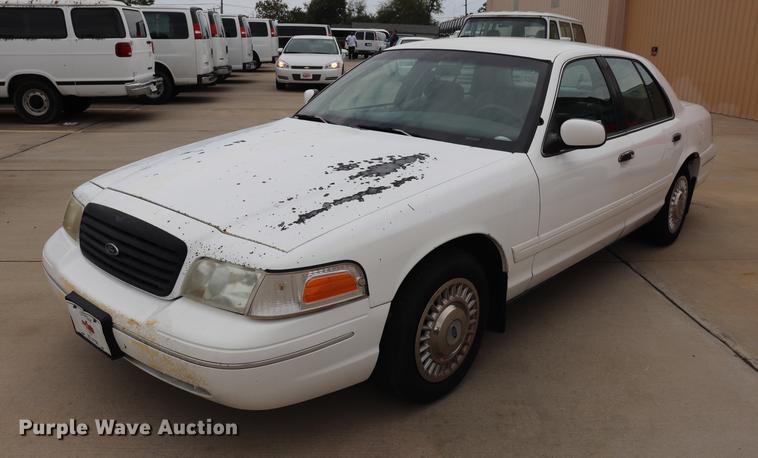 image for item ED9598 2000 Ford Crown Victoria