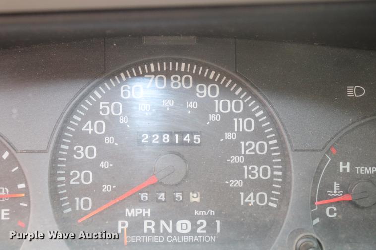 image for item ED9598 2000 Ford Crown Victoria