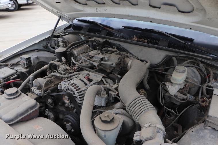 image for item ED9598 2000 Ford Crown Victoria