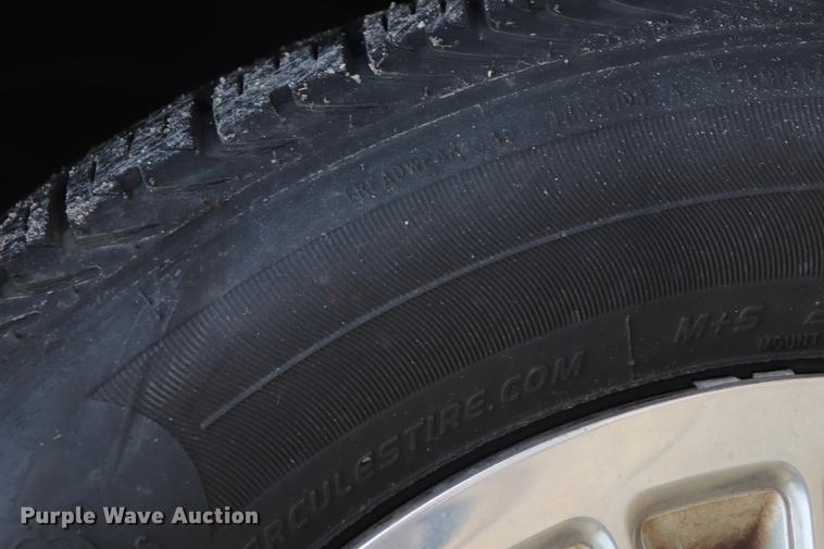 image for item ED9598 2000 Ford Crown Victoria