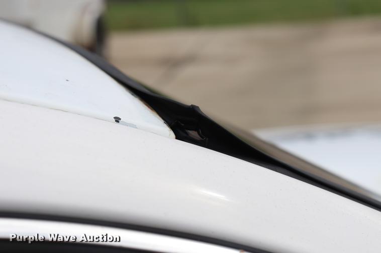 image for item ED9598 2000 Ford Crown Victoria