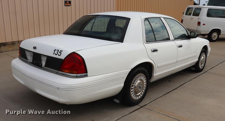 image for item ED9599 1998 Ford Crown Victoria Police Interceptor