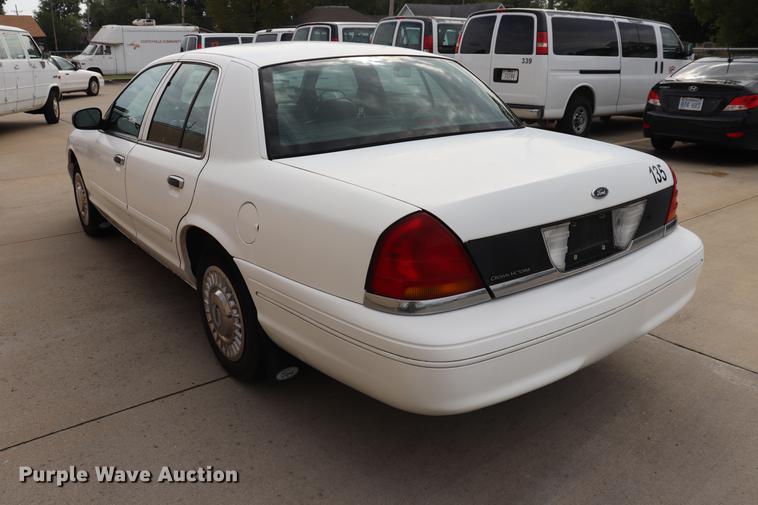 image for item ED9599 1998 Ford Crown Victoria Police Interceptor