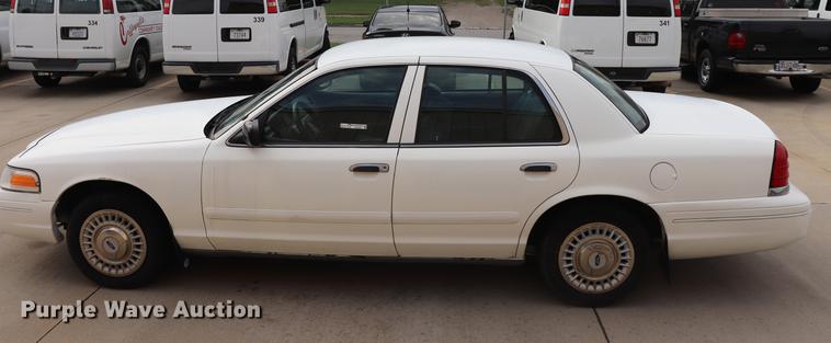 image for item ED9599 1998 Ford Crown Victoria Police Interceptor