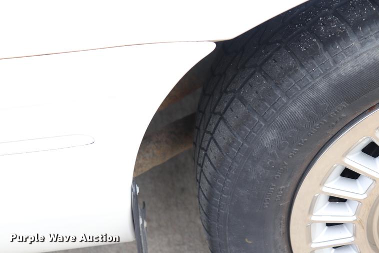 image for item ED9599 1998 Ford Crown Victoria Police Interceptor