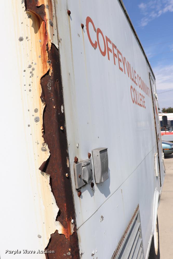 image for item ED9601 1981 Chevrolet 30 box truck