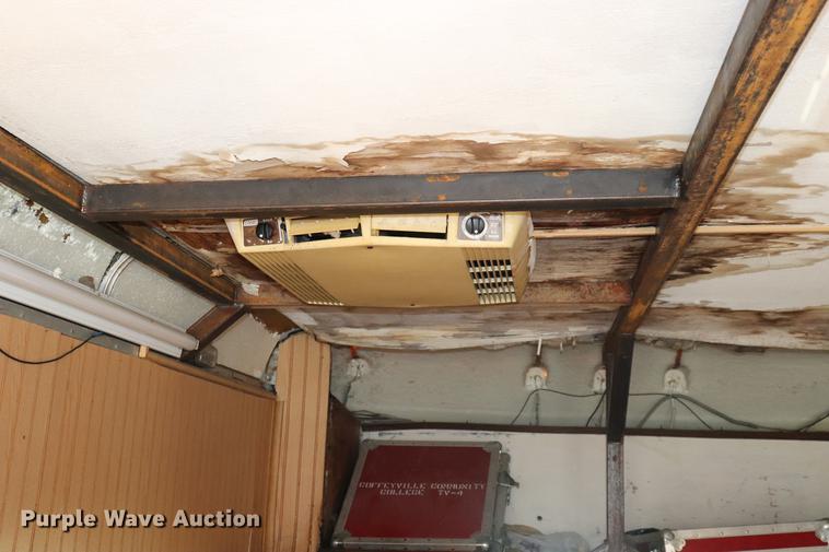 image for item ED9601 1981 Chevrolet 30 box truck