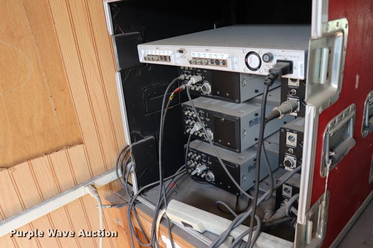 image for item ED9601 1981 Chevrolet 30 box truck