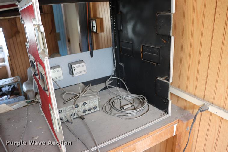 image for item ED9601 1981 Chevrolet 30 box truck