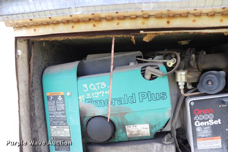 image for item ED9601 1981 Chevrolet 30 box truck