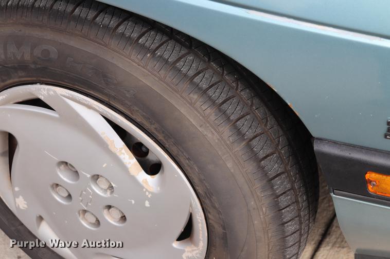 image for item ED9603 1992 Chevrolet Corsica LT