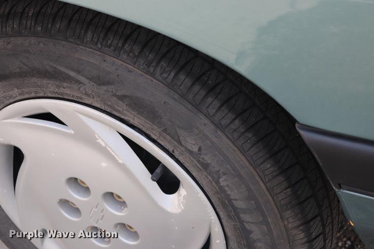 image for item ED9603 1992 Chevrolet Corsica LT