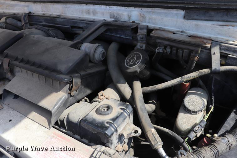 image for item ED9605 1995 Ford Econoline E350 shuttle bus