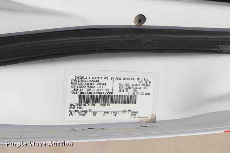 image for item ED9605 1995 Ford Econoline E350 shuttle bus