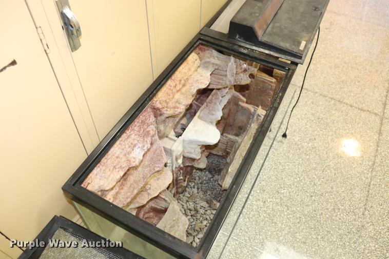 image for item ED9609 (2) Aquarium tanks